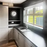 Orchard House - Uk44653 *
