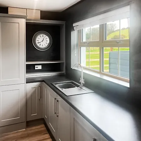 Orchard House - Uk44653 *